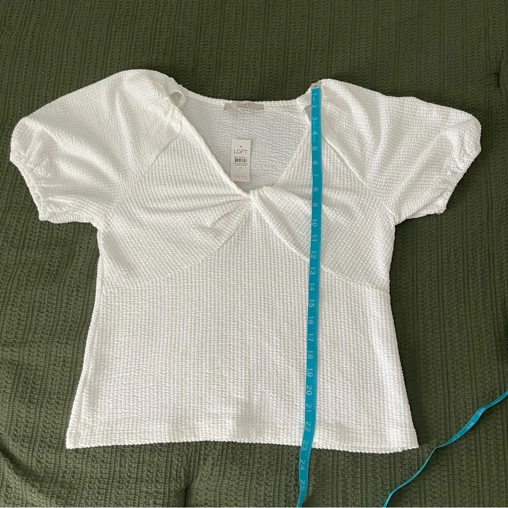NWT LOFT M White Textured V Neck Blouse Dainty Boho Prairie Cottagecore Romantic